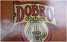 Le logo historique de la marque toujours identique depuis sa création en 1928.