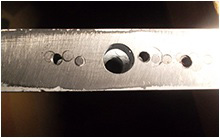 Des tourillons d'aluminium taraudés au pas US et entrées en forces ont été nécessaires pour boucher les trous inutiles des anciennes mécaniques!